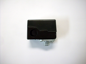 Compressor_parts_-_Vanair_RC40_pressure_switch.png