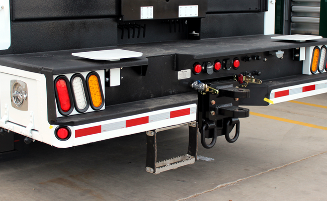 FF366_workbench_bumper_with_side_storage_compartments_png.png