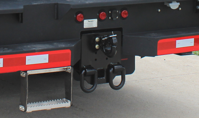 Hitch_-_20000_lb._on_workbench_bumper.png