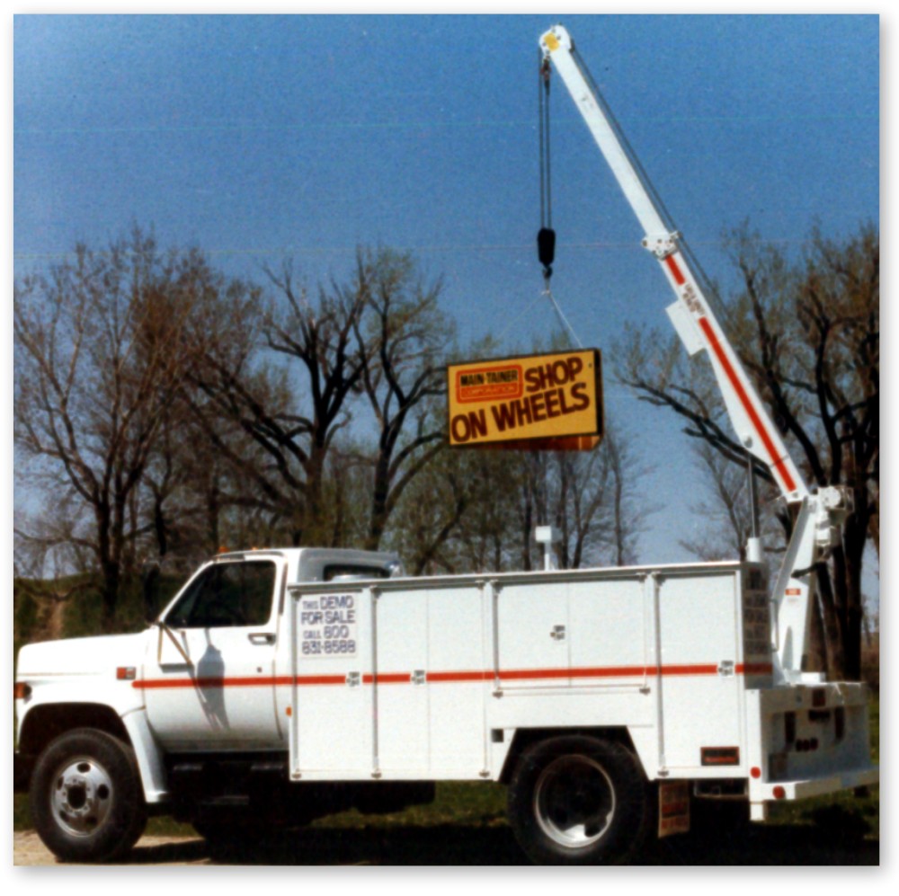 Shop On Wheels Photo